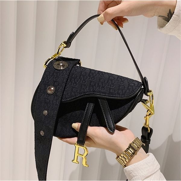 

sale 90% off canvas design bag women's 2022 new messenger single shoulder portable broadband trendy medieval saddle h4to