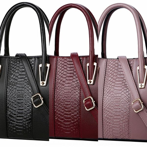 

ygcyc s9214 fan crocodile pattern middle aged fan atmospheric mother's s9214 women's crocodile hand handpattern women's hand