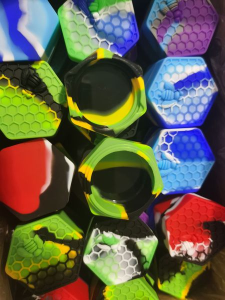 

26ml wax dhl silicone grade containers oil wax vaporizer jars shipping container nonstick holder for vape storage box container food bbych