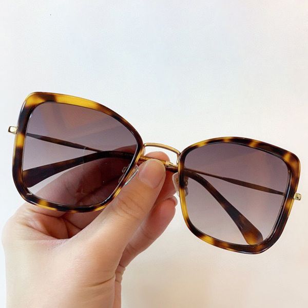 

2020fashion square sunglasses brand design vintage female cat eye sun glasses for women oculos de sol uv400, White;black