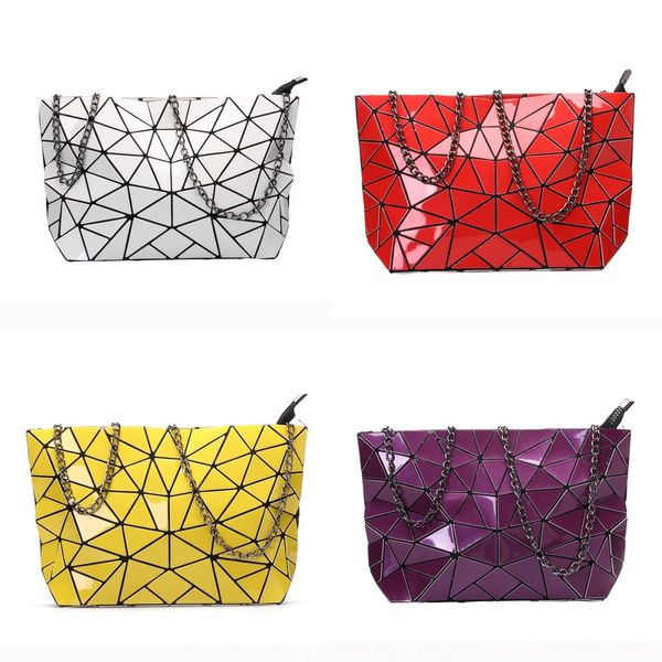 

2020 women's new lingge chain pack korean single shoulder straddle fashion patent leather cosmetic folding cosmetic bag small square ba