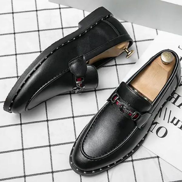 

2021 new slip on men shoes loafer spring autumn banquet round toe pu leather casual business shoes dress classic comfortable sequined dh686, Black