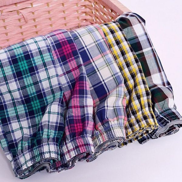 

1pc men's cotton arrow casual plaid print elastic waist men summer loose breathable beach boxers shorts, White;black