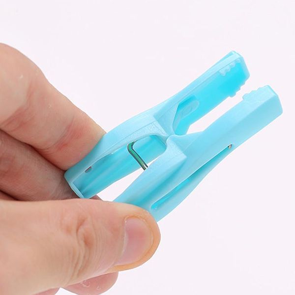 

multi-functional clothespin durable plastic windproof drying clothes clip wash clothes use drying socks underwear small clothespin dh0070