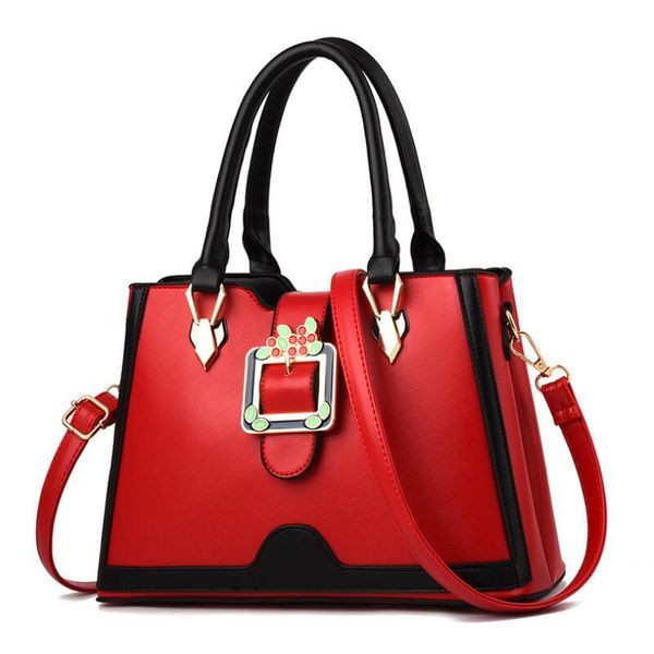 

2020 new belt buckle decoration ladies handbag fashion brand designer ladies commuter messenger bag shoulder bag bolso