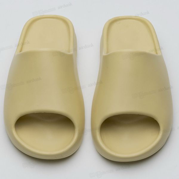 

designer slippers men woman slider vermillion mineral blue onyx pure sandals slide slipper foam ochre runr bone resin clog desert, Black
