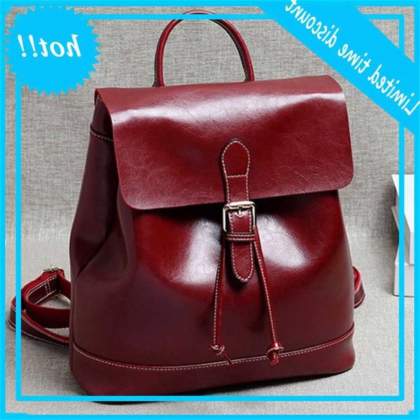 

2020 korean fashion new oil wax leather women's leisure backpack guangzhou