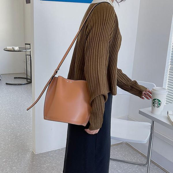 

cross body the fashion trend pu cross-shoulder bag design casual bucket bags