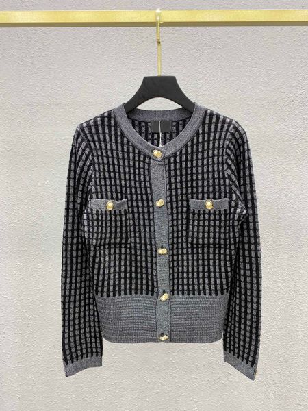 

Women's T-shirt early spring 2021 new Plaid cardigan Fashion Button single breasted Cardigan Jacket Women, Black;white