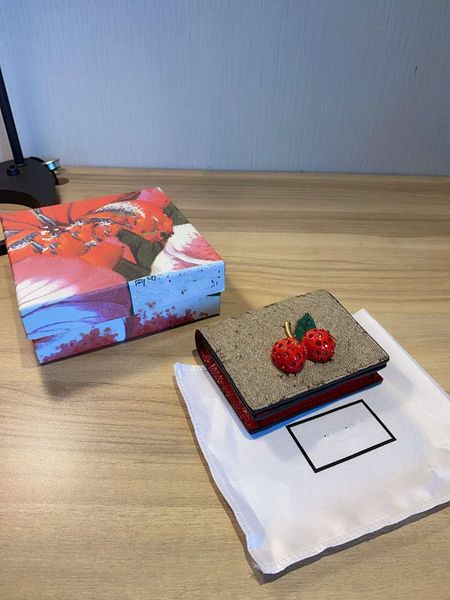 

больше, чем новая полотно вишня красная карточка слот короткий абзац небольшой изменение кошельки ручной клади высококачественные кошельки к, Red;black