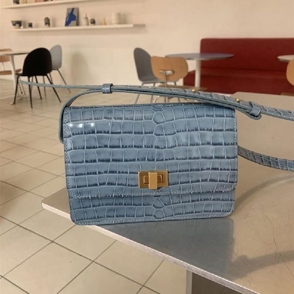 

2020 fashion crocodile print shoulder bag women pu leather small square bag street elegant ladies messenger