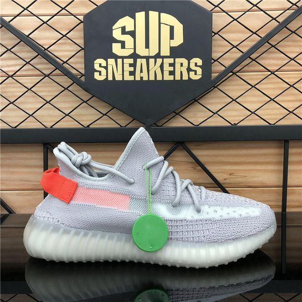 

2020 new kanye west abez cinder tail light running shoes earth desert sage zyon 3m static reflective israfil men sport shoes
