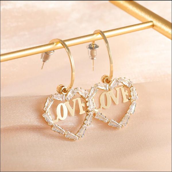 

2020 новой полая из любви серьги женщина тонких универсального s925 стерлингов серебряных серег темперамент веб знаменитость ухо ногтей 137, Golden;silver