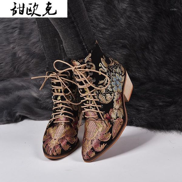 

boots 2021 autumn women's fashion lace-up square heel pointed totem thick ankle zapatos de mujer1, Black