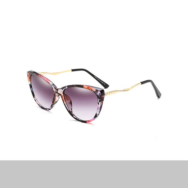 

2021 fashion designer wholesale metal plastic sun glasses new vintage sunglasses shades for women a3f4, White;black