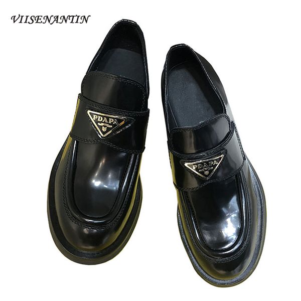 

metal letter decor women leather shoes round toe british style shoe 2020 thick soles shoes pedal loafers black squared heel 1007, Black;white
