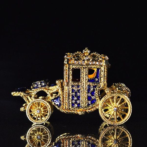 

qifu new arrival royal carriage shape ring box, Pink;blue