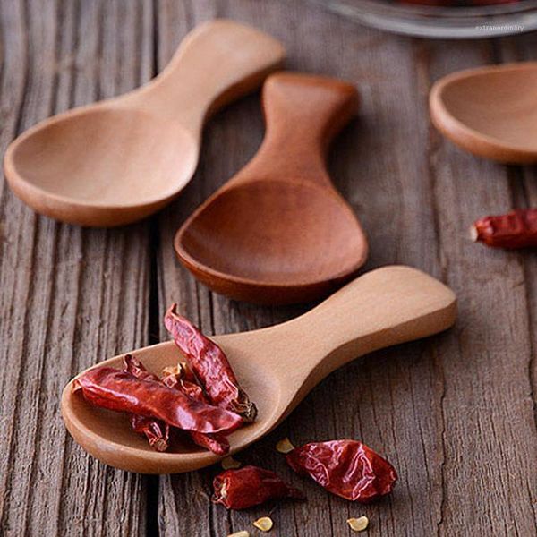 

wholesale 100pcs mini wooden spoon kitchen spice spoon wood sugar coffee scoop short condiment spoons wooden utensils gf1011