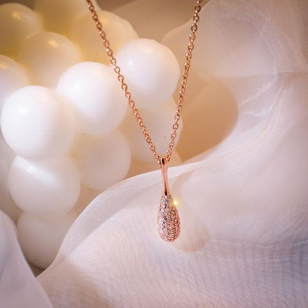 

2020 new star pendant korean style elegant necklace female french style cool all-match clavicle chain, Golden;silver
