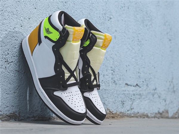 

high og 1 volt gold black white yellow university gold jumpman basketball shoes mens sports sneakers runner sneakers
