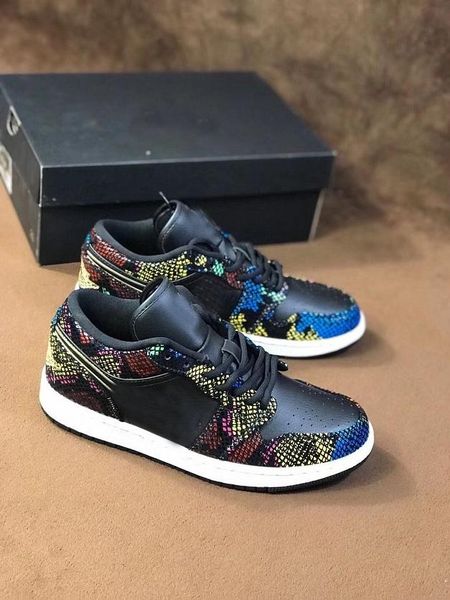 

new 1 jumpman low multi snakeskin basketball shoes high shattered backboard fearless mens designer sneakers trainers cw5580-001 size 39~45