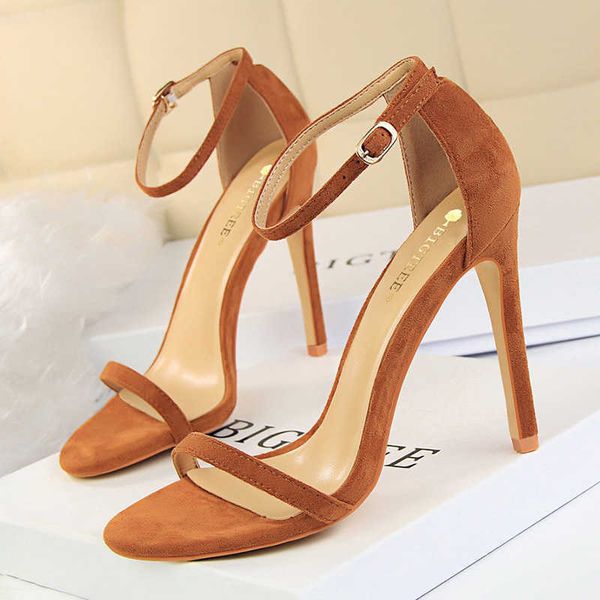 

classic luxury designer shoes super high heels suede women open toe woman pumps party stiletto summer sandals 2022 paris wholesale, Black