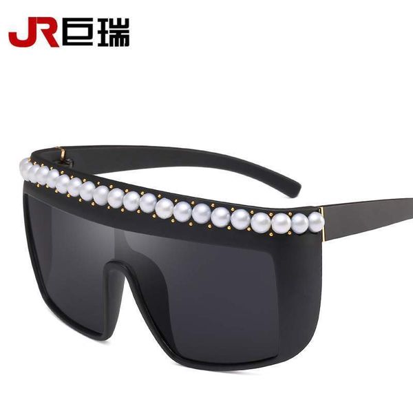 

new fashion 66312 luxury pearl rivet large frame conjoined sunglasses windproof glasses girl, White;black