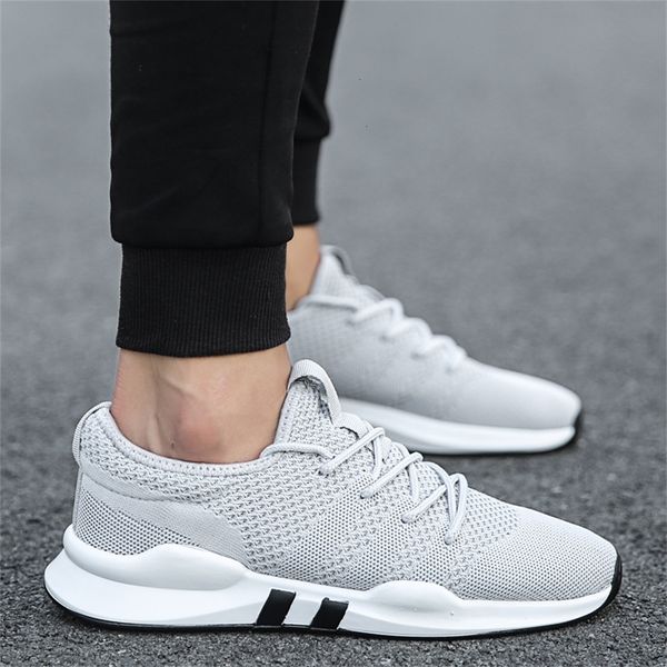 

fashion outdoor men's sports shoes high-quality brand casual breathable driving shoes mesh new jogging tennis men's shoes summer