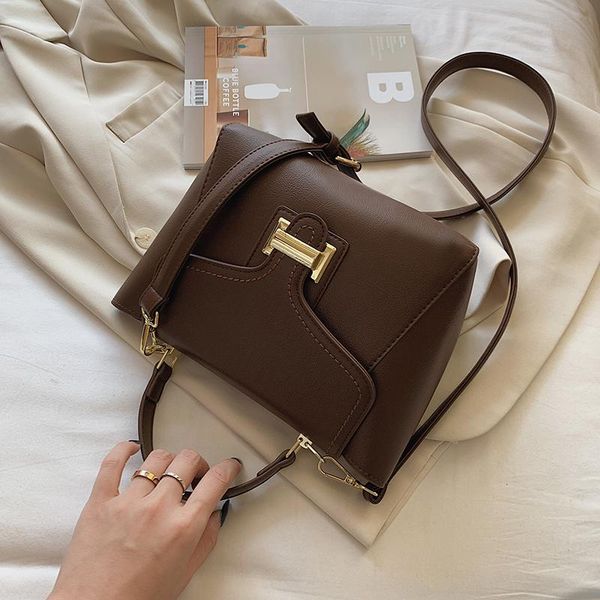 

female tote bag 2020 fashion new quality pu leather women's designer handbag high capacity shoulder messenger bag