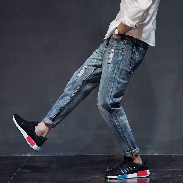 

light color hole men's slim fit and small feet capris men's korean version of jeans and jeans autumn 9 point harun beggar pants tr, Blue