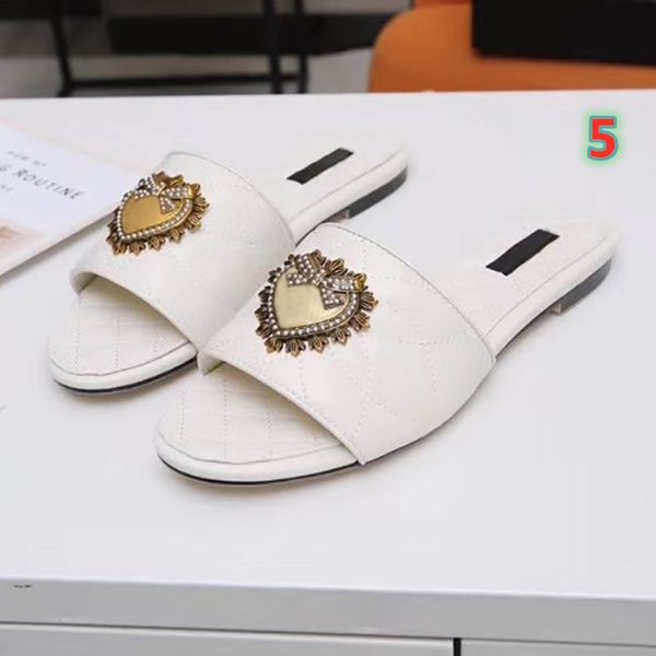 

2020 designer women's slippers luxury lady flat sandals shoe beach causal slipper size 35-45 with box, Black