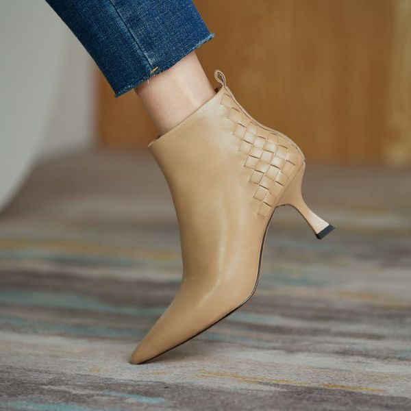 

and american style layer leather pointed thin heel apricot short boots and bare boots in autumn winter 2020, Black