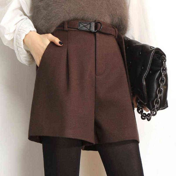

wool women's shorts, tight warm wide leg shorts, informal, solid color, office use, five point boots, fashion, autumn and winter, 2022, White;black