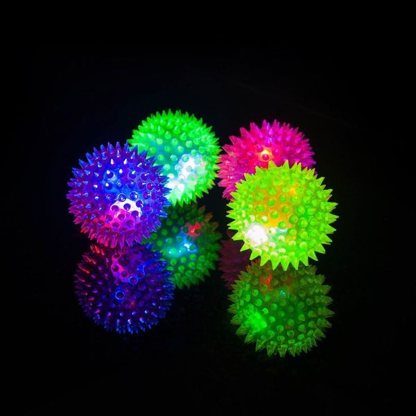 LED İnteraktif Oyuncaklar Yumuşak Kauçuk Flaş Topu Pet Kirpi Zıplayan Dikenli