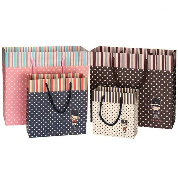 

20 pack cute dots gift paper packaging bag with handle for clothes shoes underwear candy chocolate in party wedding1