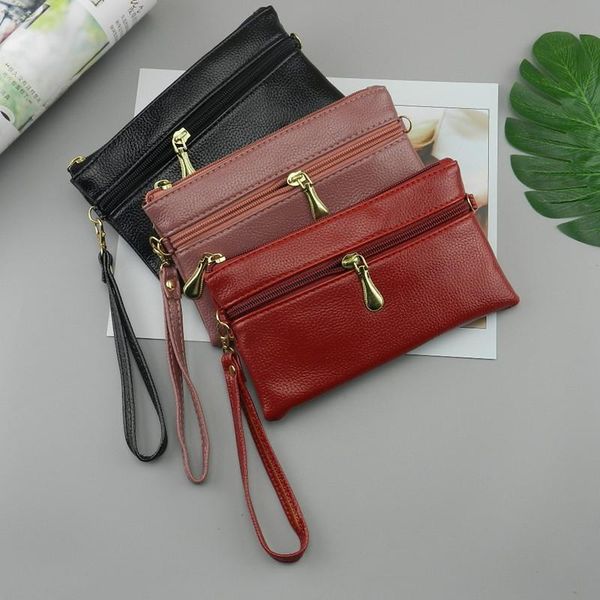 

middle aged woman's bag, messenger bag, lady's mobile phone pocket mother's shopping bag