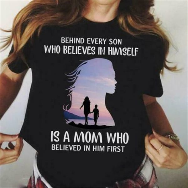 

behind every son believes in himself is a mom men t-shirt cotton s-3xl christmas gifts tee shirt sport hooded sweatshirt hoodie