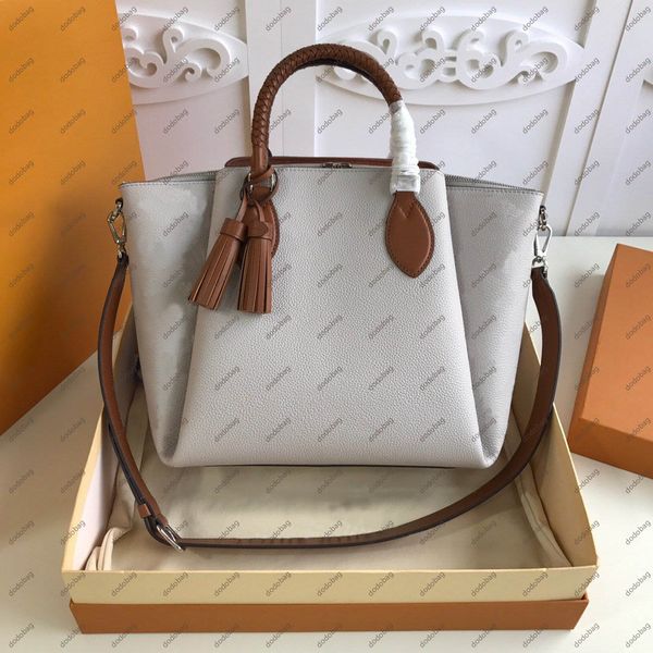 

letter v,genuine leather,fashion handbag,luxurys designers bags,luxurys designers bags,bag,bags,handbags,luxury bag,handbag55030