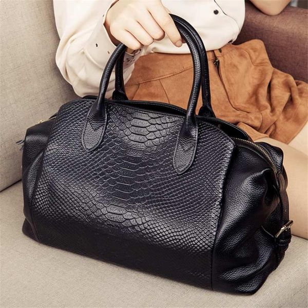 

handbag 2020 new leather female bag big bag large capacity fashion crocodile pattern oblique span boston pillow