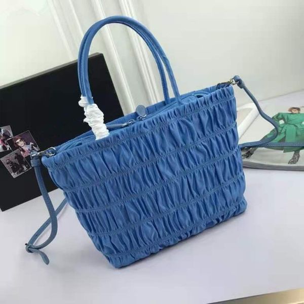 

2020 new designer luxury nylon pleated nylon handbags colorful design style for women shoulder bags ing