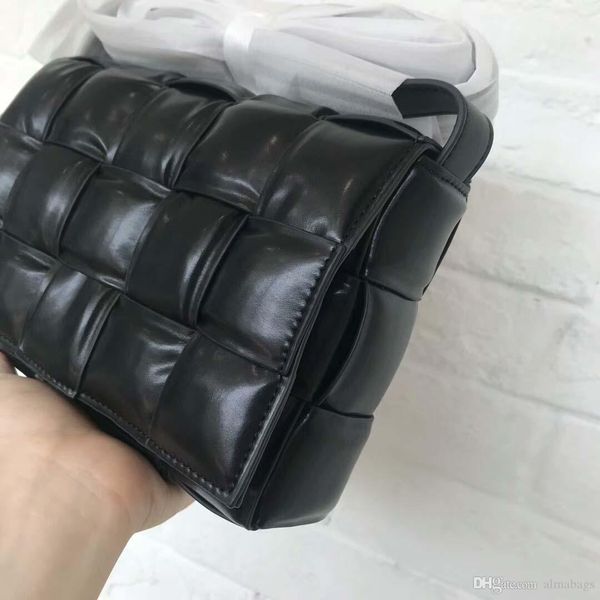 

handbag shoulder bags 2021 women s messenger bag leisure temperament pleated plaid woven cow leather pillow newbag999