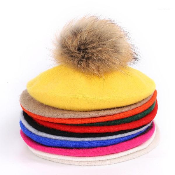 

woman artist's cap sweet feather's hair ball wool berry wool cap hat1