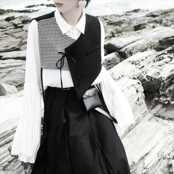 

2021 autumn irregular stripe bandage vest woman fashion casual street female vests drop shipping good quality, Black;white