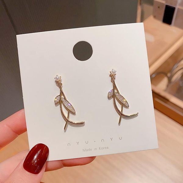 

2021 new style fashionable woman exaggerated personality temperament tree branch earring, Golden;silver