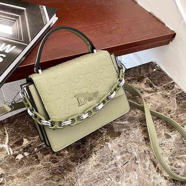 

2022 factory wholesale new women's simple embossed chain portable single shoulder messenger bags bag