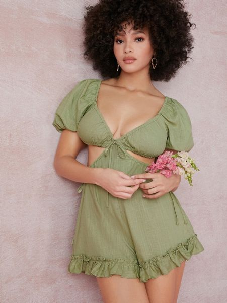 

ruffled cutout puff sleeve open-back romper i9vv#, White