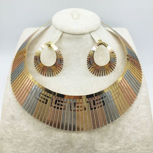 

the new wholesale fashion jewellery set is brighter dubai gold jewellery for women's anniversary parties and birthday trips 201222, Slivery;crystal