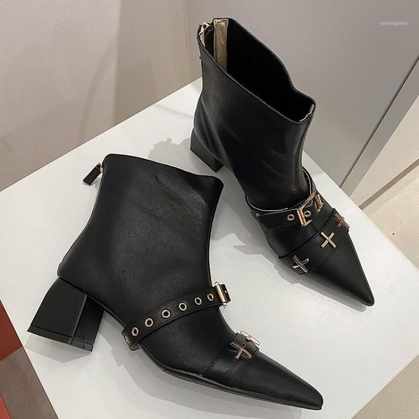

2021 new design women knight boots soft black leather bottine femme white stud strap rubber botas western stylish scarpe donna1