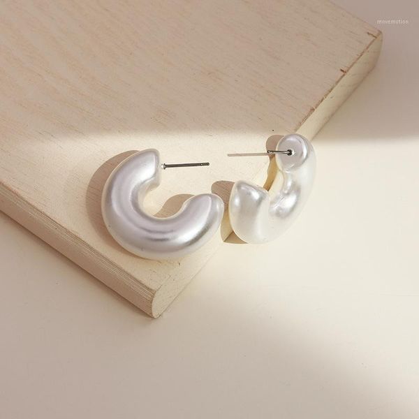 

gsold fashion resin acrylic geometric simple c-shaped small stud earrings women sweet white chubby party jewelry birthday gift1, Golden;silver