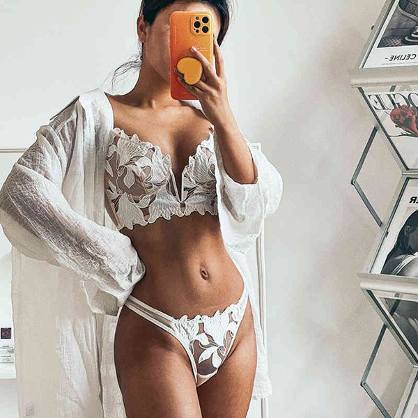 

french deep v erotic lingerie brief embroidered lace ultra-thin steel ring gathered breast anti-sagging women bra set, Black;white